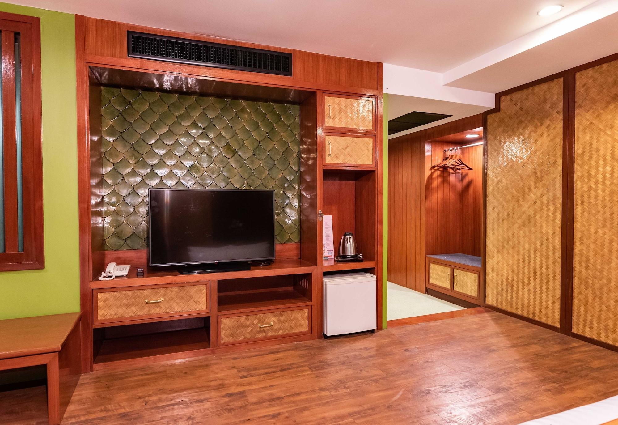 Dang Derm Khaosan Banguecoque Exterior foto